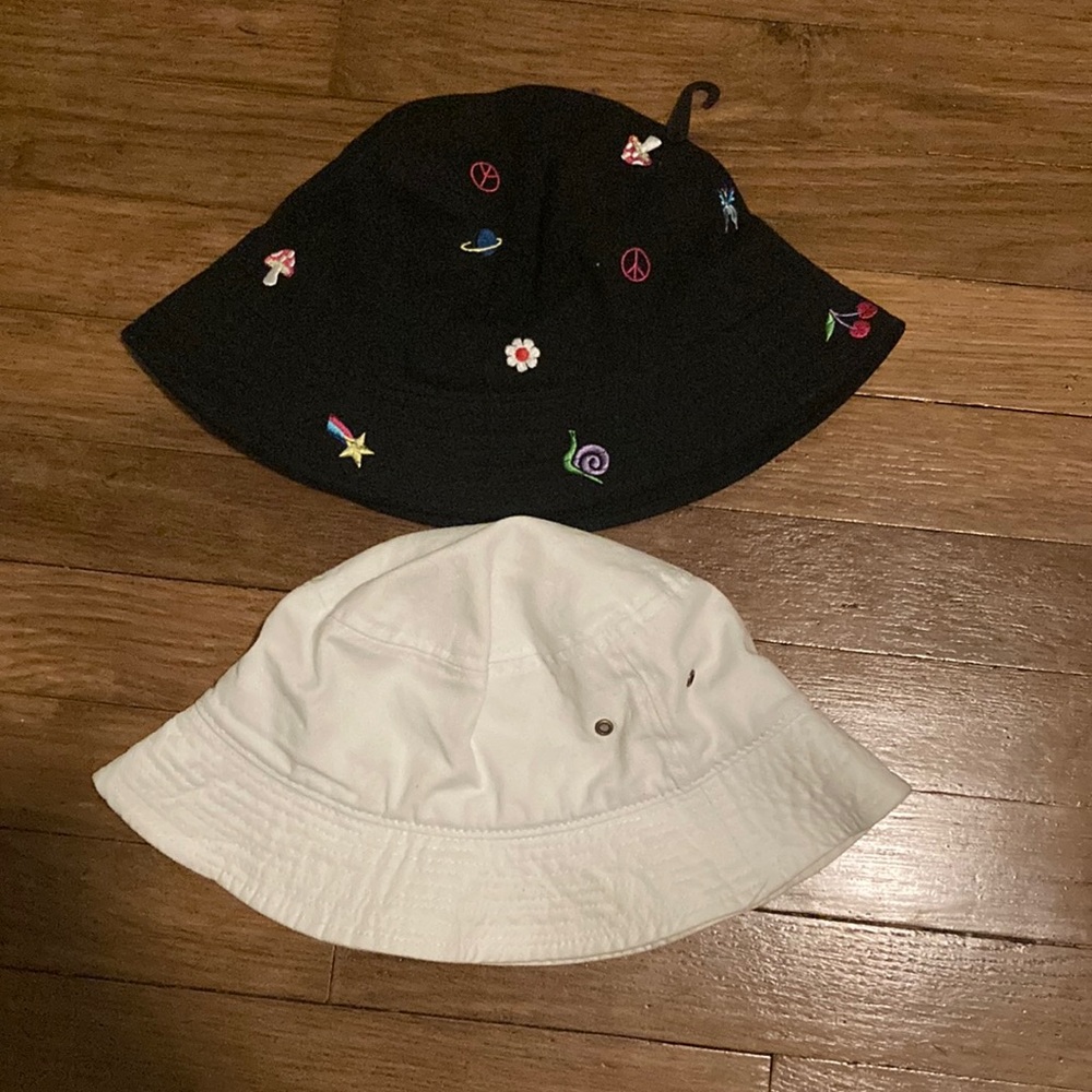 2PACK Bucket Hat Black & White Styled
